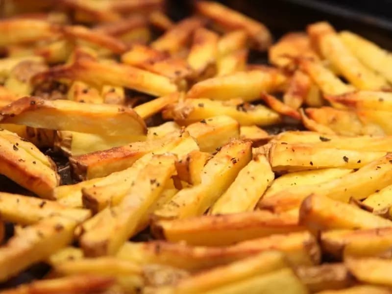 خلال سیب زمینی نیمه آماده؛ تازه 3 طعم پنیری کچاب ساده