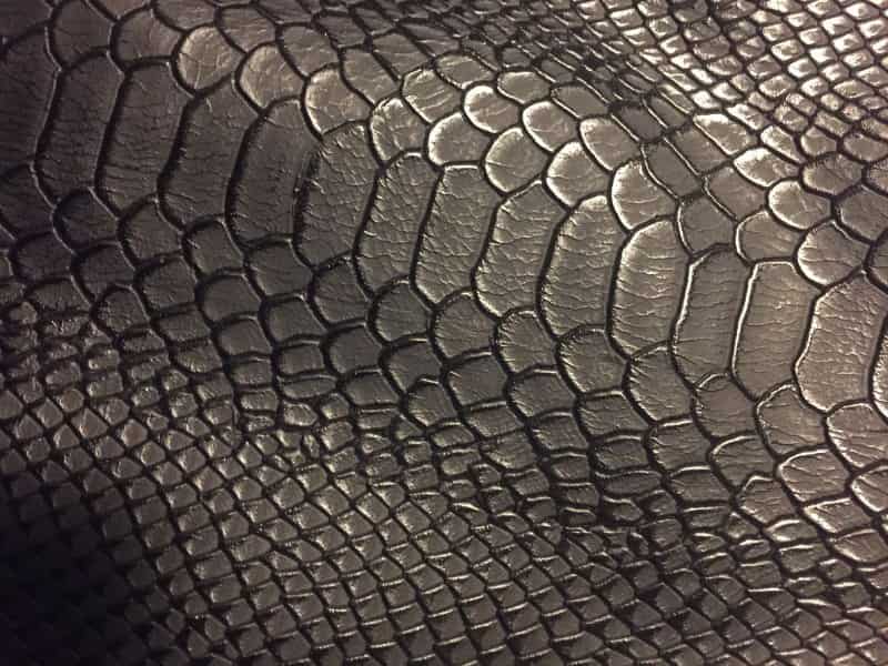 چرم طرح دار فانتزی؛ عروسکی 2 رنگ سفید کرم انعطاف پذیر 