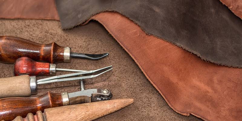 چرم طبیعی در بازار تهران؛ مصنوعی کیف کفش پوشت گاو گوسفند 240 گرم