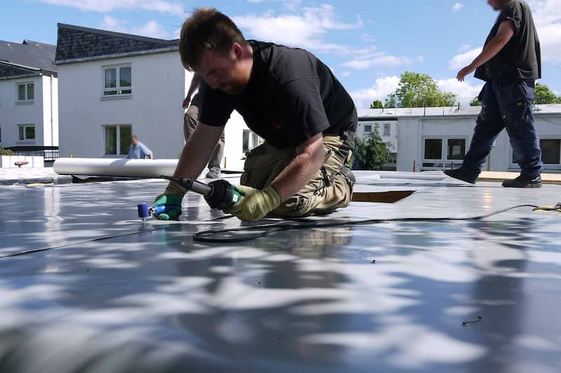 ایزوگام دلیجان پلیمری؛ منعطف استاندارد قیر پالایشگاهی polymeric