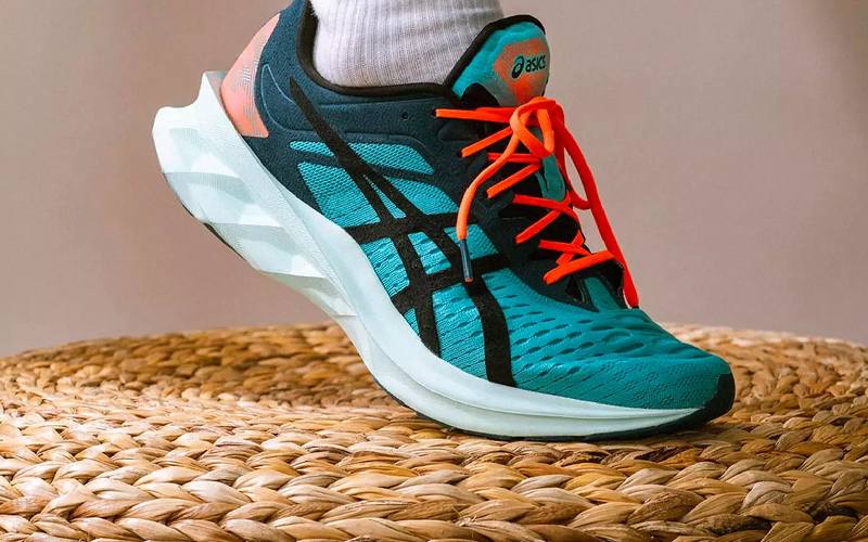 کفش ورزشی والیبال پسرانه؛ ساده بندار انعطاف پذیر ضد پارگی Standard