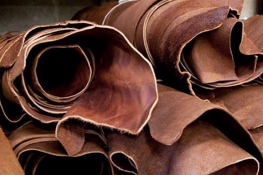 چرم درسا مشهد؛ اشبالت نبوک (کفش کیف) ساده طرح دار Dorsa