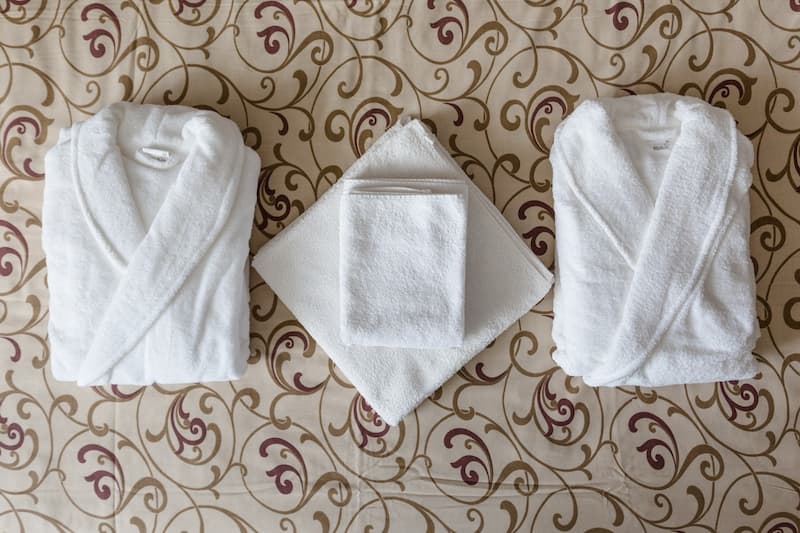 حوله لباسی مردانه؛ قدرت جذب سبک شیک tender