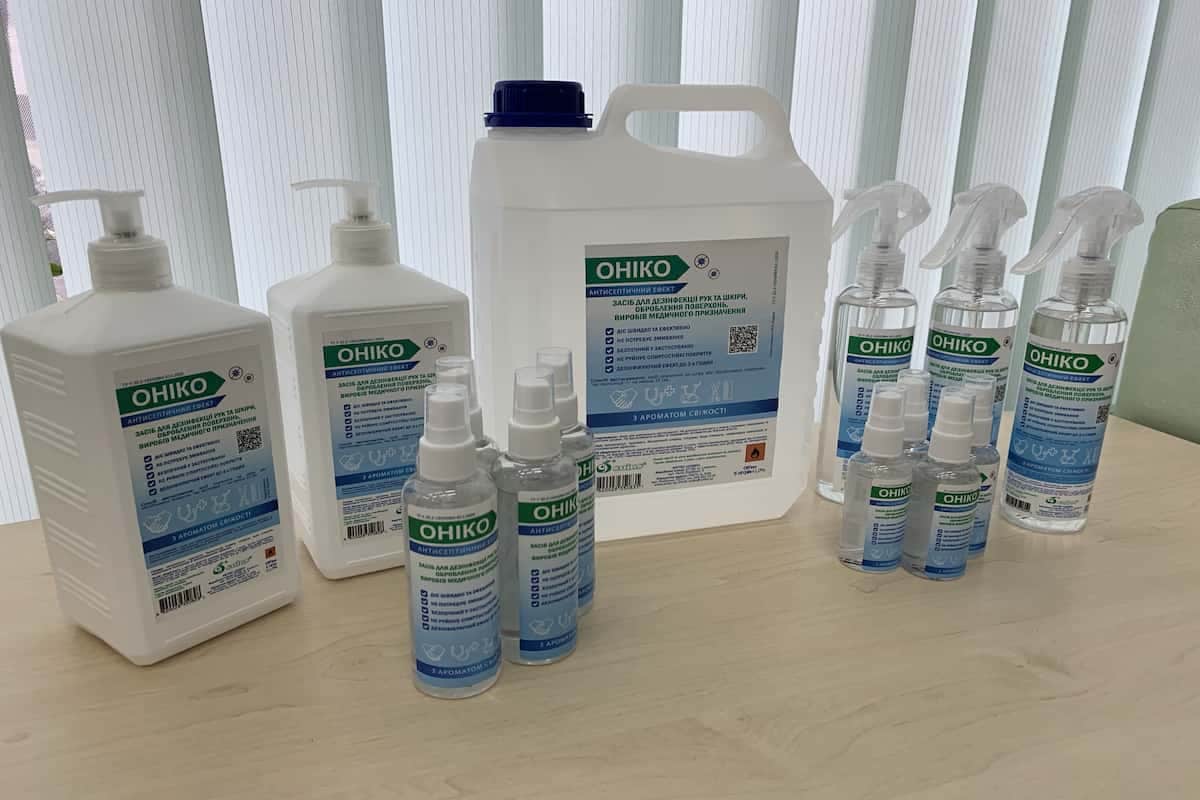 الکل هفتاد درصد؛ مایعی شفاف بوی تند (درمانی تزریقات) آبی گندزدایی ویروس