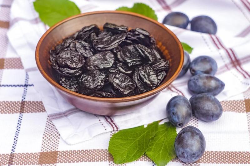 عناب نفخ دارد؛ رفع مشکلات گوارشی 2 نوع خشک تازه Sweet