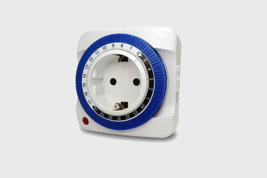 پریز تایمر دار اطلس؛ آنالوگ صنعتی 3 رنگ سفید مشکی استخوانی