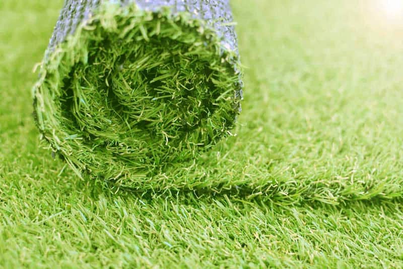 چمن مصنوعی در ساری؛ پلیمری کفپوش 2 رنگ سبز تیره روشن