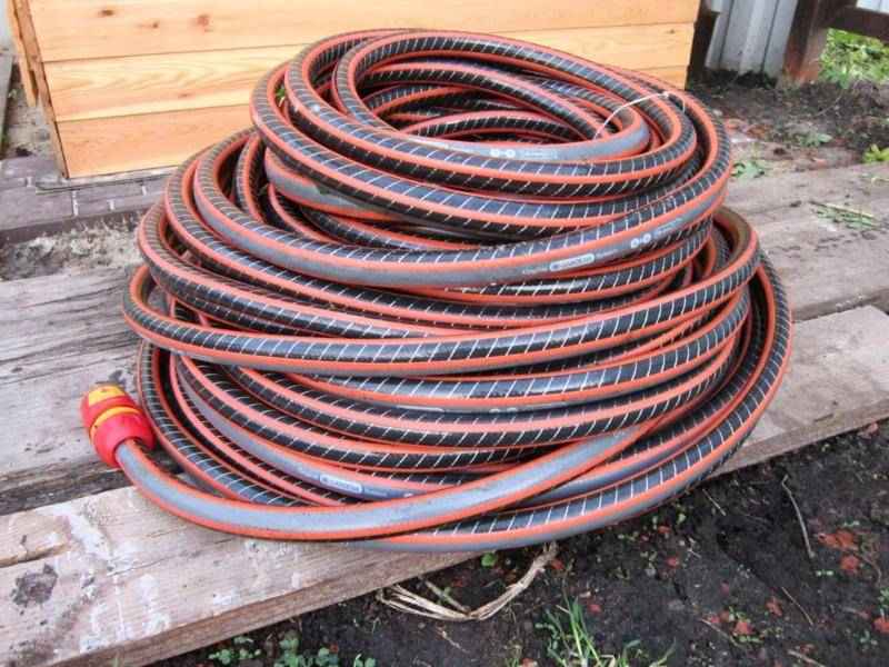 شیلنگ نمره 5؛ گرانول پی وی سی سبک مشکی 3 نوع (نخ دار دو سه) لایه ای بدون بو