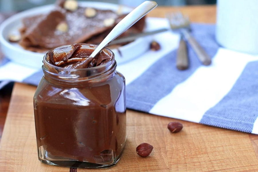 شکلات صبحانه تلخ فرمند؛ میان وعده کم کالری ( کره شیر کاکائو پودر نشاسته) شیشه ای