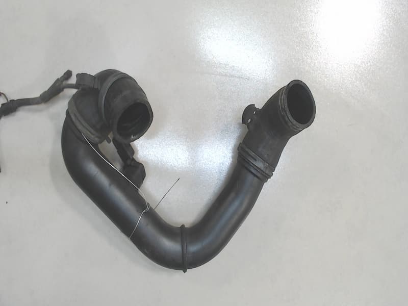 شیلنگ رادیاتور پژو؛ ماده اولیه متفاوت ابعاد گوناگون Peugeot