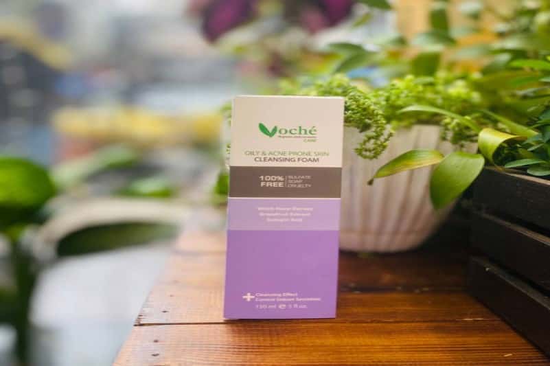 شوینده پوست چرب وچه؛ ضد التهابی عصاره گریپ فروت سدیم لاکتات Iran