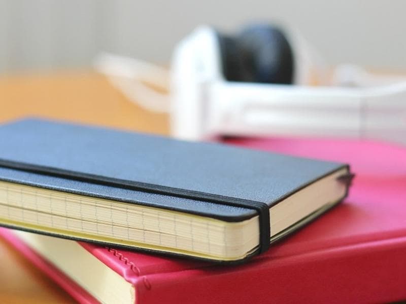 دفتر مشق ساده 40 برگ؛ شفاف استاندارد سنتی فانتزی Workbook