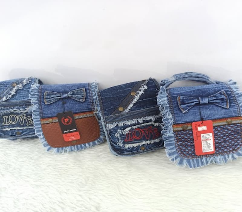 کیف دخترانه لی؛ مقاومت دوام بسیار بالا رنگ آبی خنثی اسپرت Lee's