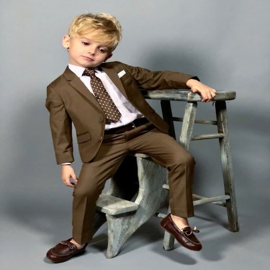 لباس پسرانه مجلسی؛ تیشرت پیراهن شلوار جنس (کتان لی پنبه دو رو ملانژ نخی) دکمه دار sport