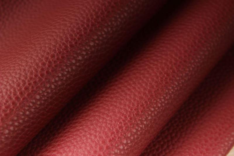 چرم مصنوعی قرمز؛ قابل شستشو عمر طولانی 2 نوع مات براق