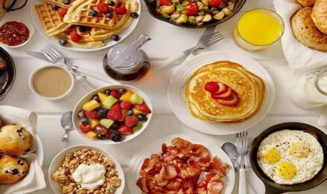 غلات صبحانه بیز؛ کورن فلکس پرک شده کربوهیدرات پروتئین cereal