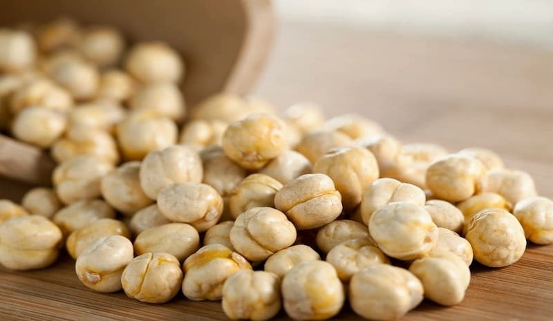 نخودچی گل؛ درمان کم خونی شور خوشمزه آهن ویتامین A