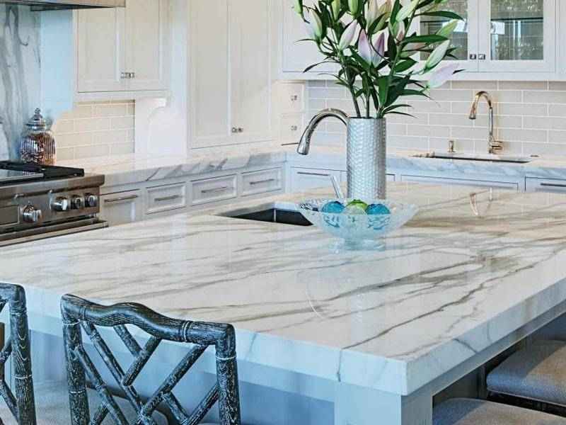 سنگ مرمریت خوی بسطام؛ استقامت بالا 2 نوع کلسیت آمفیبول Linear