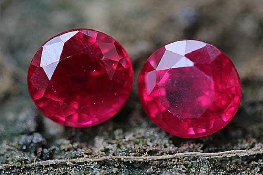 سنگ یاقوت سفید اصل؛ جواهر سازی 2 رنگ آبی قرمز Crystal