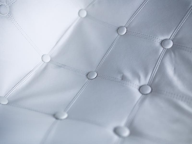 چرم بوفالو سفید کرج؛ مشکی کرم نرم طبیعی  کیف کفش Karaj