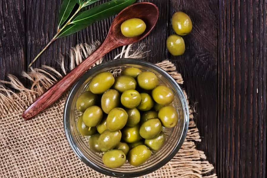 زیتون کنسروی طارم؛ عمده فازی شیشه ای کلاژن سازی ویتامین B6