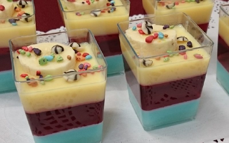 ظروف یکبار مصرف رنگی؛ پلاستیکی بادوام سبک تولید iran