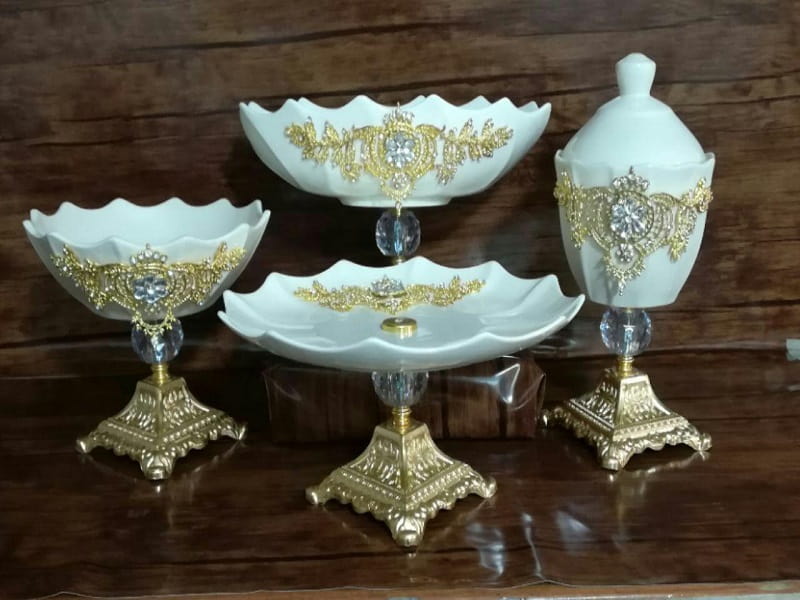 ظروف پذیرایی چینی پایه برنز؛ کلاسیک لعاب بندی 2 ترکیب خاک رس شیشه