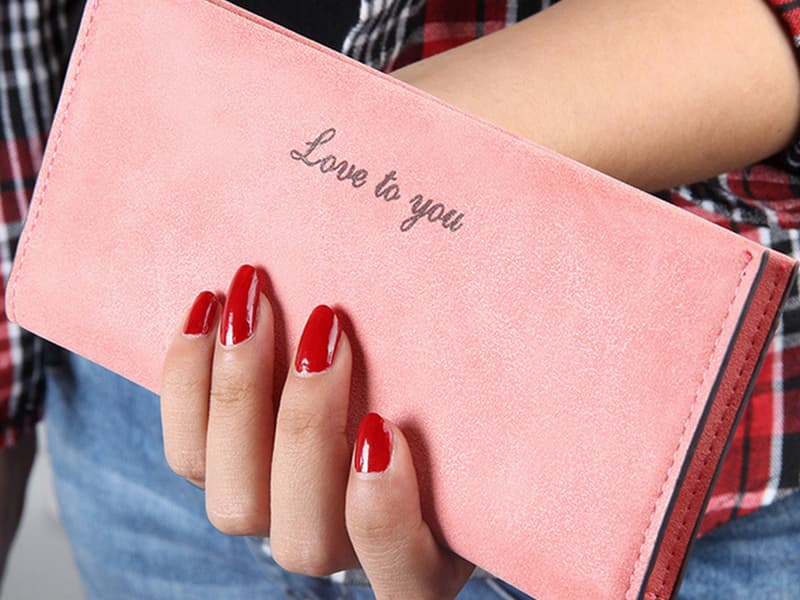 کیف پول دخترانه فانتزی؛ چرم سیلیکون تاشو گلیم عروسکی stylish