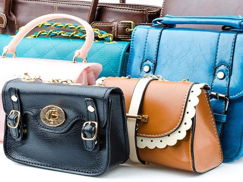 کیف پول زنانه پولو؛ چرم شیک (مشکی عسل زرشکی) ماندگار