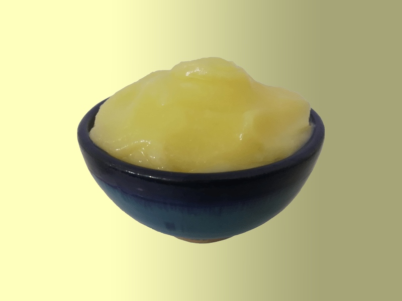 روغن حیوانی میش؛ زرد کرم سفید 2 بسته بندی پلاستیکی شیشه ای Oleic