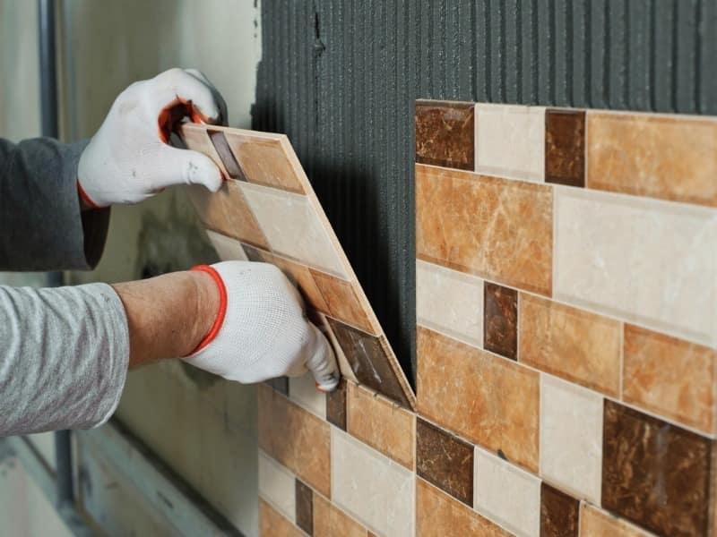 کاشی بین کابینتی سفید برجسته؛ مقاوم برابر (جوهر نمک وایتکس) آشپزخانه 