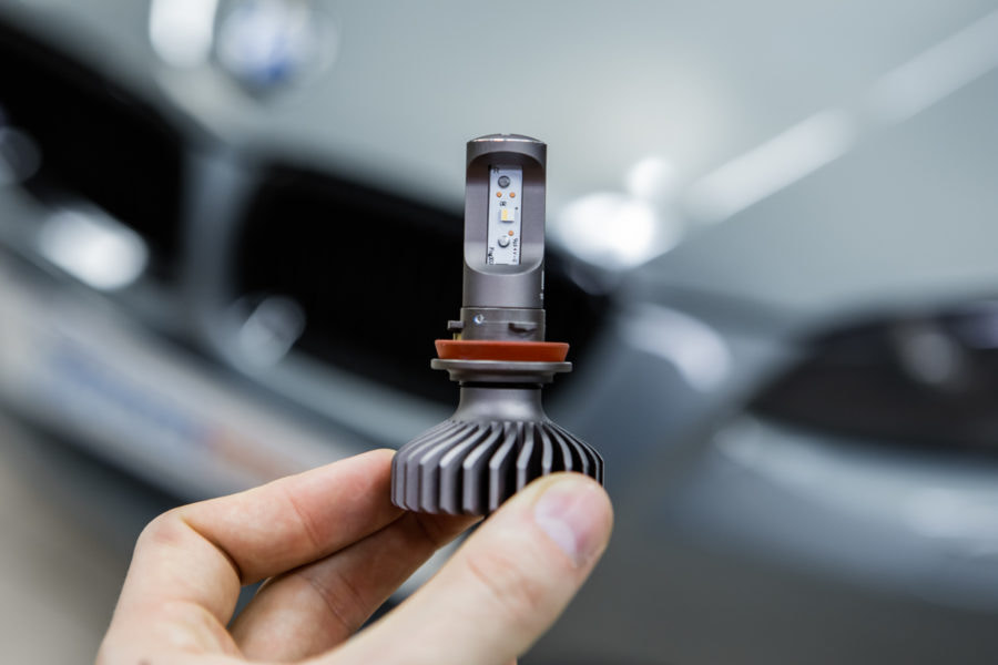 لامپ فیلیپس ماشین؛ ولتاژ دیجیتال استاندارد 4600 کلوین