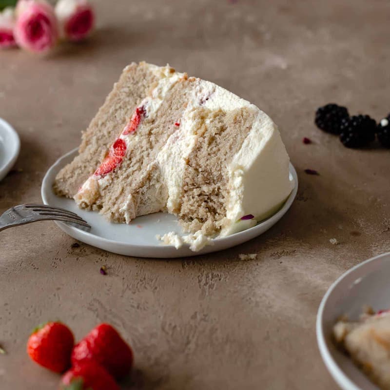 کیک خانگی در اصفهان؛ روکش شکلاتی بدون مواد نگهدارنده fondant