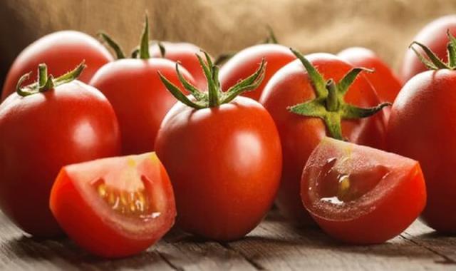 گوجه فرنگی 1401؛ پتاسیم ویتامین ارگانیک خورشتی سالاد ضد سرطان