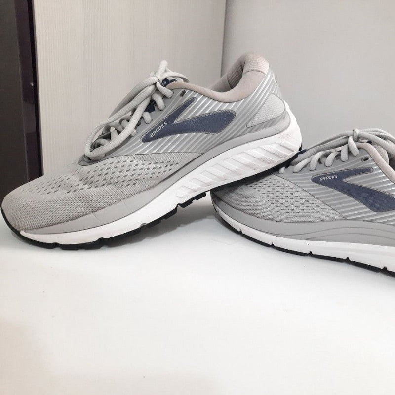 کفش بروکس ghost 10؛ پلاستیک نرم 3 رنگ کرم مشکی طوسی پیاده‌ روی