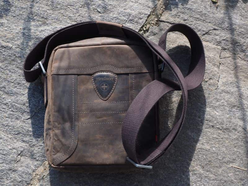 کیف چرم حمایل مردانه؛ طراحی مستطیلی بند (مچی دوشی) دست دوز