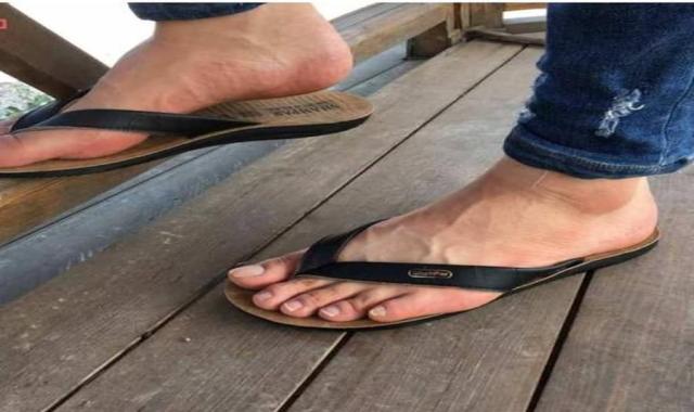 خرید دمپایی لا انگشتی مردانه + قیمت عالی