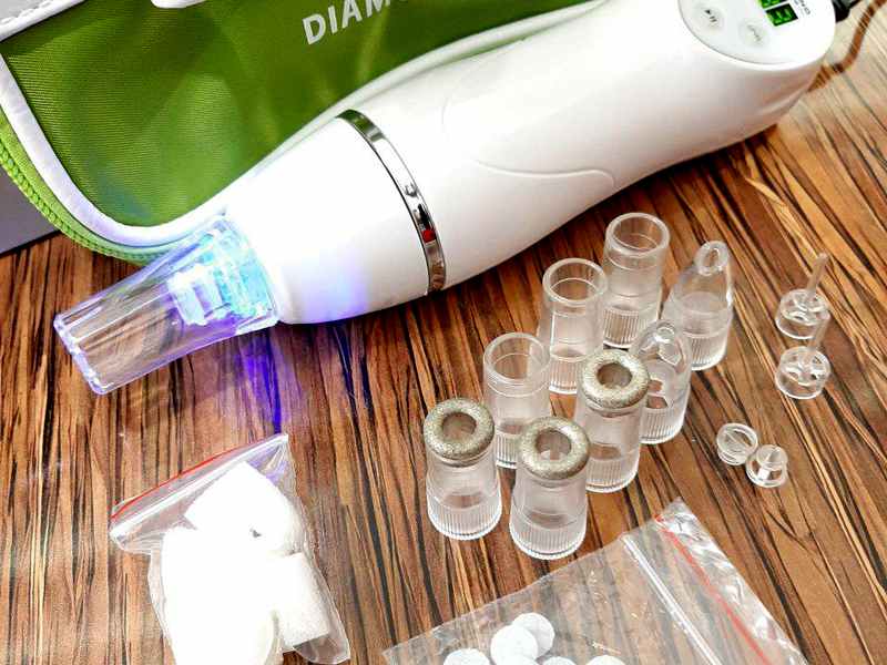 قیمت خرید دستگاه پاکسازی صورت میکرودرم + تست کیفیت