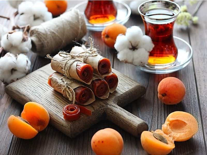 خرید لواشک زردآلو در فر با قیمت استثنایی