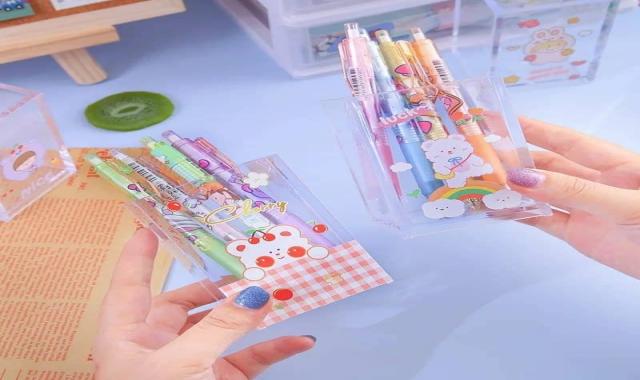 جامدادی رومیزی فانتزی؛ پلاستیکی فلزی چوبی 2 نوع (دخترانه پسرانه)