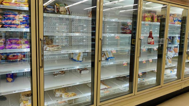 یخچال ایستاده کینو دست دوم؛ مناسب نگهداری دارو مواد غذایی