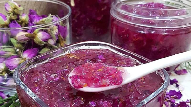 مربای غنچه گل محمدی خشک؛ خوش رنگ خوش عطر نشاط آور Jam