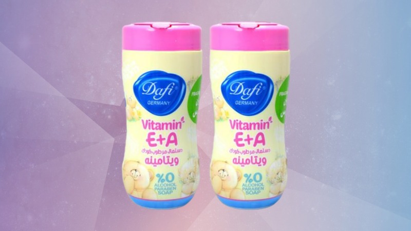 دستمال مرطوب کودک دافی مدل ویتامینه؛ کیفیت بالا بسته بندی متنوع 100 عددی