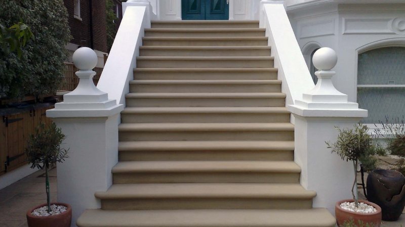 سنگ پله ارزان در اصفهان؛ مقاوم در برابر نور خوشید قابل شستشو