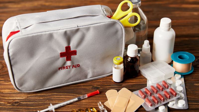 خرید جدیدترین انواع جعبه کمک های اولیه تبلیغاتی