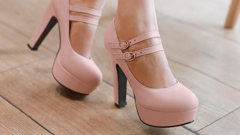 خرید جدیدترین انواع کفش صندل زنانه