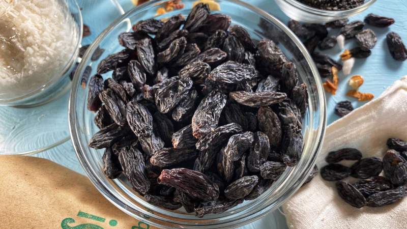 قیمت خرید کشمش مویز بی هسته + مشخصات، عمده ارزان