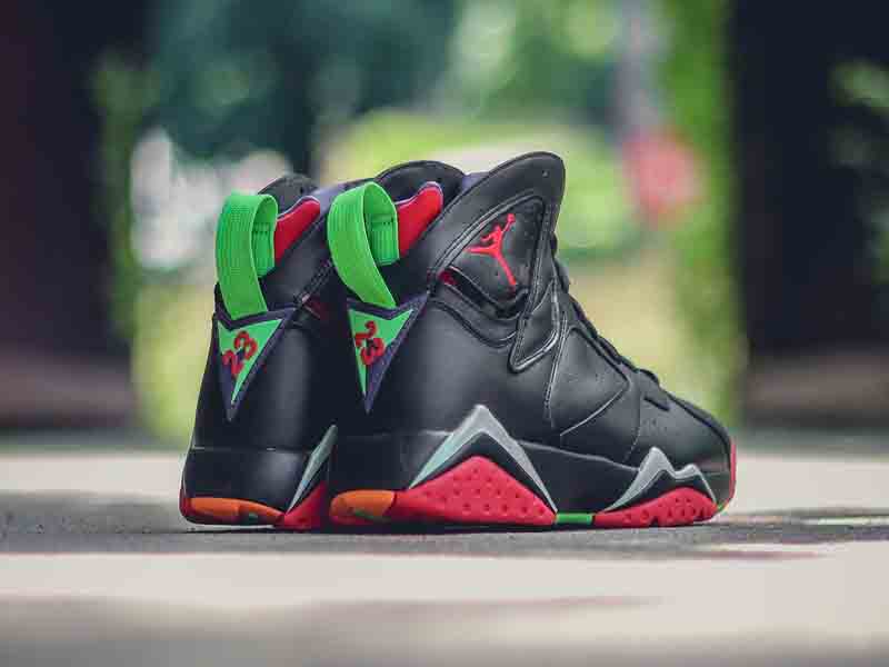 قیمت خرید کفش جردن فیک + عکس