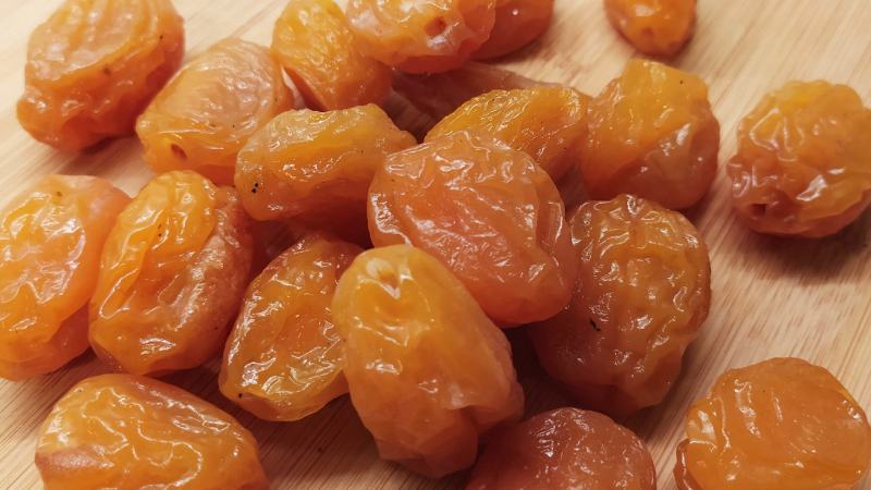 آلو خشک خورشتی در بازار؛ فیبر بالا خورشت قیمه 2 نوع آلو زرد مشکی