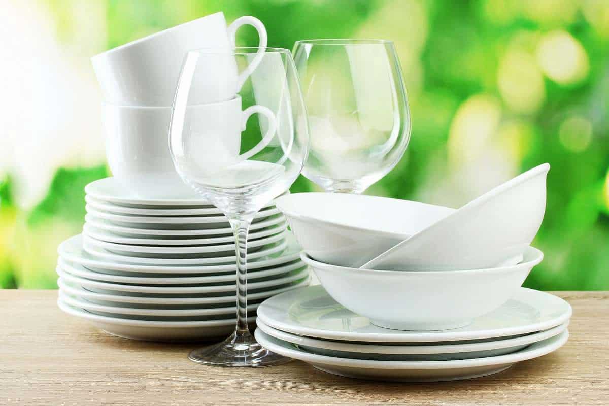 خرید جدیدترین انواع سرویس ملامین ۱۸ نفره